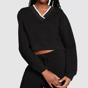 VS Pink Premium Fleece V-Neck Pullover Large Black White cropped